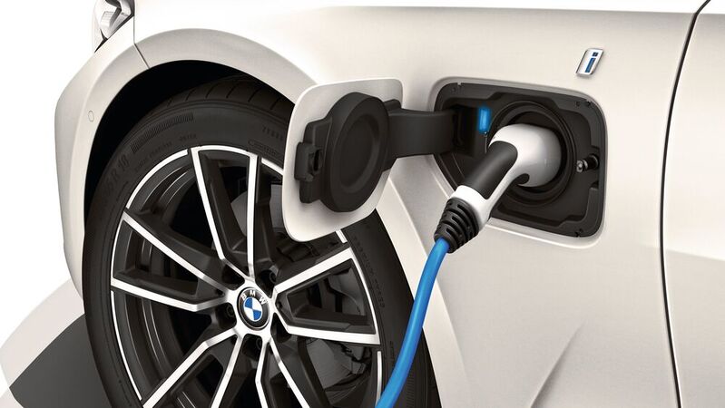 BMW hat ein Problem mit den Hochvoltbatterien in Plug-in-Hybridfahrzeugen (PHEV) aus dem Bauzeitraum 20. Januar bis 18. September 2020.