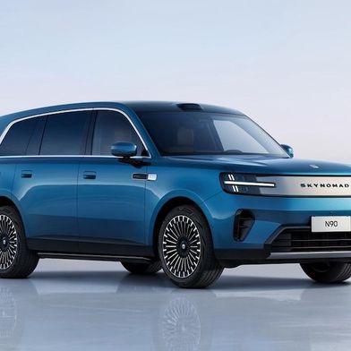 Xiaomi hat vier neue Modelle vorgestellt. Die großen SUV haben allesamt einen Ottomotor zum Laden des Akkus. (Bild: Xiaomi)