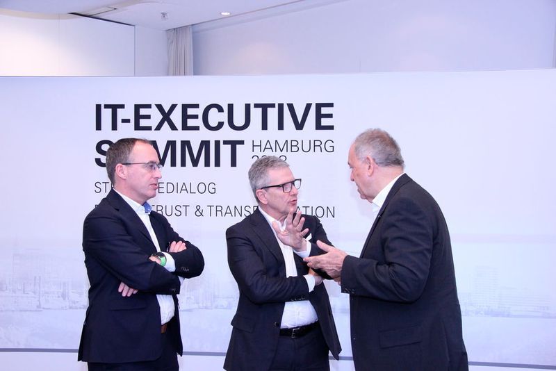 Gespräche, Austausch, Ideen... (Vogel IT-Medien GmbH)