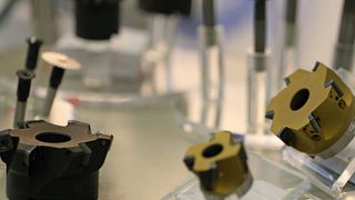 Im Zentrum der Veranstaltung: Zerspanungswerkzeuge und Menschen, die diese richtig zu benutzen wissen. (Matthias Böhm)