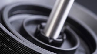 Premierenstimmung auf der IAA 2015: Hengst zeigt mit dem Produkt Blue.disc den ersten Tellerseparator für Pkw-Anwendungen. (Foto: Hengst Automotive)