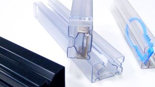 Erfolgreiches Audit: SLS Kunststoffverarbeitung stärkt seine Marktposition als Zulieferer von Profilsystemen für die Elektrotechnik. Auf Wunsch gibt es die Produkte jetzt auch mit VDE-Zeichen, wie es heißt. (SLS)