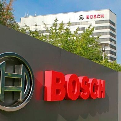 Bosch machte im Rahmen einer Nutzfahrzeugmesse in Hannover klar, dass chinesische Hersteller allmählich immer mehr Boden in Europa gewinnen. Deshalb fordert nicht nur Bosch, dass der Industrial Accelerator Act der EU möglichst schnell umgesetzt wird ... (Bild: Bosch)