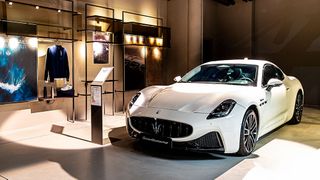 Gerade fertiggestellter Ketterle-Schauraum in der Münchner „Motorworld“.  (Bild: Maserati)