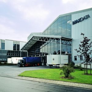 Um die Fabrik auszulasten hat Maxdata die Produktion ausgegliedert und nimmt nun auch Aufträge von Fremdfirmen an.