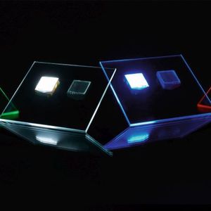 Bild 3: Das Backlight und die dazugehörige LED-Beleuchtung lassen sich kundenspezifisch anpassen.(Bild:  LNT)