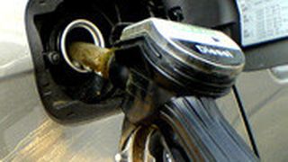 Kraftfahrzeuge werden immer effizienter. Der Markt setzt jedoch verstärkt auf Spritfresser. (Foto: Archiv)