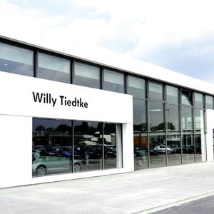 Für Verkauf und Service in den Volkswagen-Autohäusern in Deutschland gilt: ...