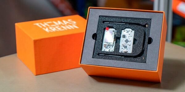 IoT-Entwickler können sich auf die kostenlosen Developer-Kits bewerben. (Bild:  Thomas-Krenn)