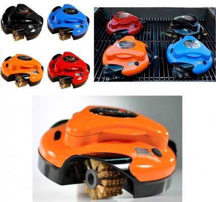 Schmutziger Grill? Der Grillbot macht ihn wieder sauber! www.amazon.de bietet den Grill-Roboter für 179 Euro an. (//grillbots.com)