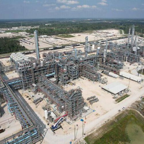 The PO/TBA project is a split facility design, intended to optimize production and leverage synergies shared by the Lyondell Basell Channelview Complex in Channelview, Texas and the Lyondell Basell Bayport Complex in Pasadena, Texas, USA. 