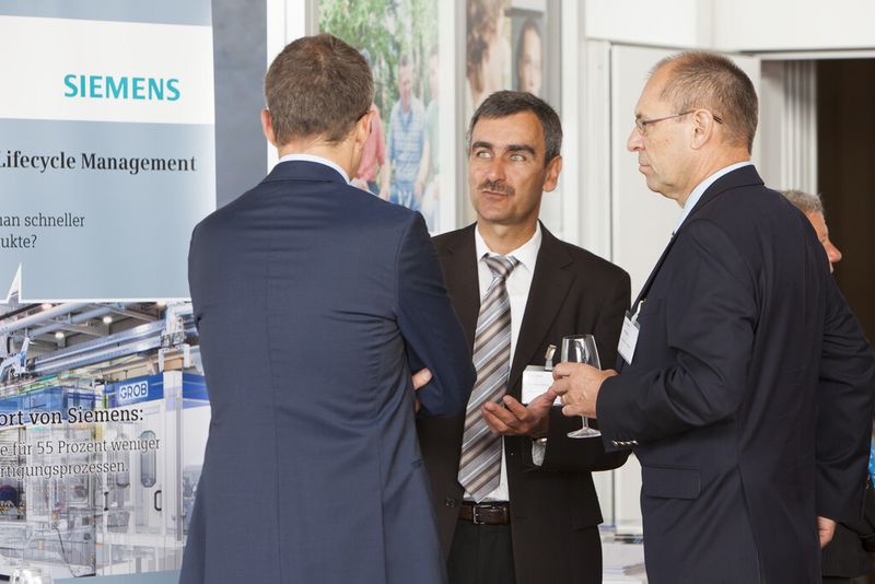 Das Swissmem Symposium bietet eine gute Gelegenheit neue Kontakte zu knüpfen und bestehende zu pflegen. (Bild: Swissmem)