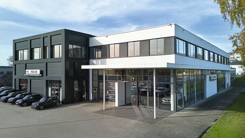 Traditionell stark mit BMW, Mini und Rolls-Royce – seit 2024 ergänzt um Kia und Hyundai. So baut Procar sein Markenportfolio gezielt weiter aus.(Bild:  Procar Automobile)