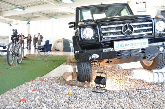 Auf der Ebene 1 findet im Autohaus Jürgens derzeit „das Abenteuer“ statt. (Archiv: Vogel Business Media)