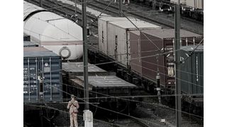 Grün war die Hoffnung! Ein Antrag der Ampelkoalition zur Schaffung eines nachhaltigeren Güter- und Transportverkehrs, zu dem auch die stärkere Verlagerung von Transporten auf die Schiene gehört, wurde von den Grünen abgeblockt. Experten wundern sich nur noch ... (Bild: dpa)