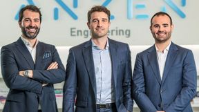 Das Bild zeigt (v.l.) Víctor Moyano Gullón (COO), Pablo de la Cruz Greciet (CEO) und Daniel García Hernández (Chief of Staff). (Bild: Anzen Engineering)