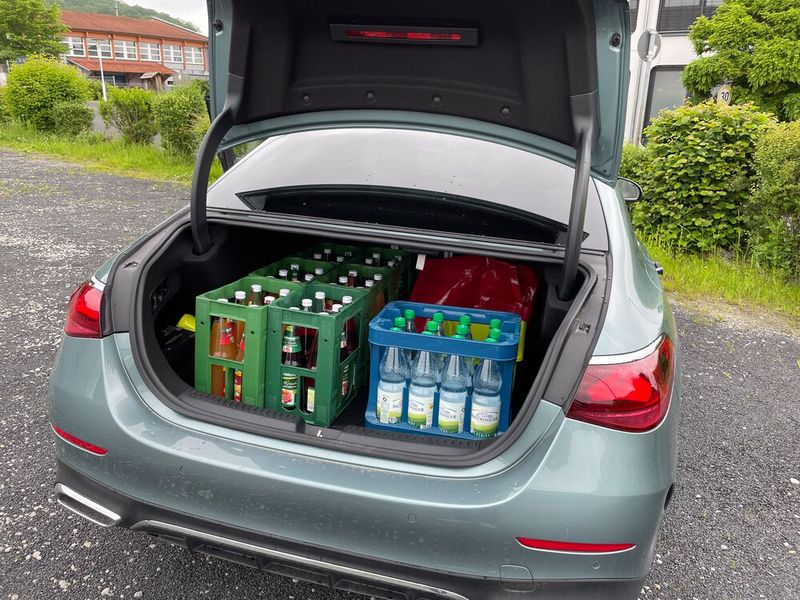 Mit einem Volumen von 540 Litern bietet der Kofferraum genug Platz für die Wochenendeinkäufe. (Bild: Köth - VCG)