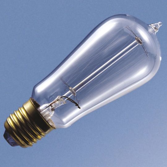 Der Siegeszug der Glühlampe durch bessere Glühfadenmaterialien: Das Bild zeigt eine der ersten Just-Wolframlampen mit gespritztem Wolframfaden aus dem Jahr 1907. Der Siegeszug der Glühlampe durch bessere Glühfadenmaterialien: Das Bild zeigt eine der ersten Just-Wolframlampen mit gespritztem Wolframfaden aus dem Jahr 1907.