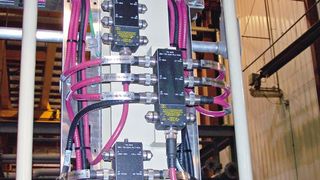 Mit extrem robuster Verbindungstechnik konnte Turck die hohen Anforderungen von Enerflex erfüllen.  (Bild: Turck)