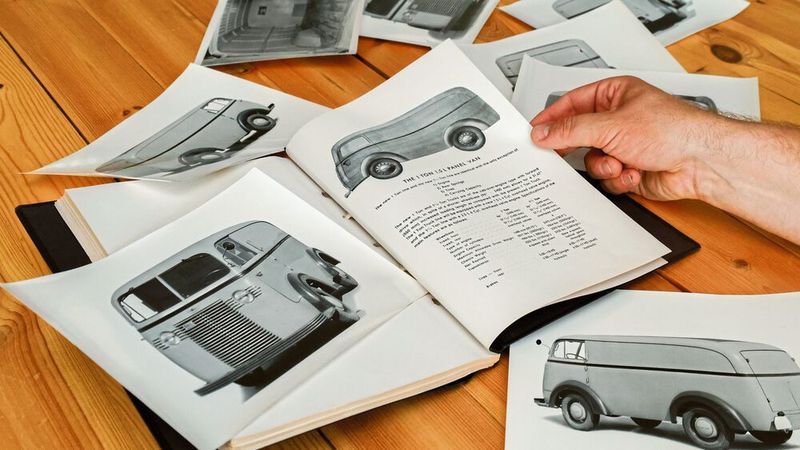 Einzig eine GM-Broschüre aus dem Jahr 1937 lieferte bislang rudimentäre Informationen über den geplanten Lieferwagen. (Bild: Opel Automobile)