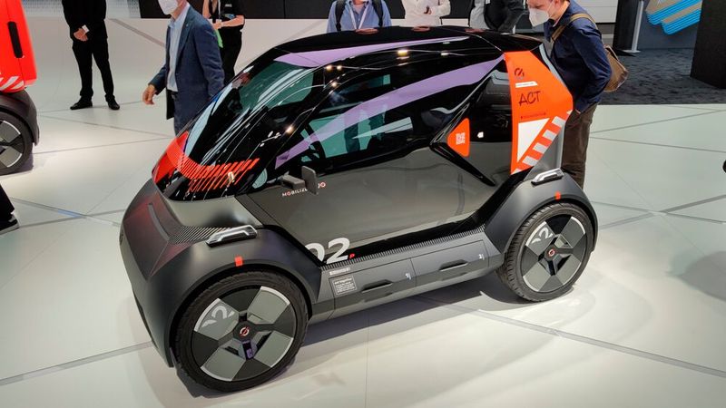 Mit Duo zeigt Mobilize ein knapp 2,40 Meter kurzes Miniauto mit rein elektrischem Antrieb, das speziell auf die Carsharing-Nutzung in Großstädten ausgelegt wurde. (Bild: Mario Hommen/sp-x)