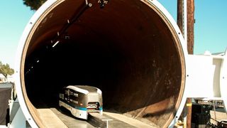 Der Hyperloop in Startposition beim Wettbewerb in 2017. (WARR Hyperloop)