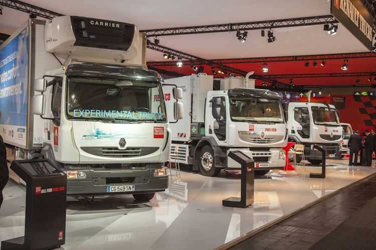 Renault Trucks erneuert seine Baureihen zwar erst im Sommer 2013, war aber dennoch bei der IAA Nutzfahrzeuge in Hannover dabei. (Foto: Suffner)