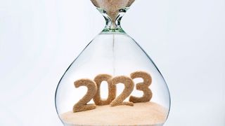 Der Handel hat noch ein Jahr Zeit bis 1.1.2023, um sich auf die Versicherungssteuer auf Garantiezusagen vorzubereiten. (©pogonici - stock.adobe.com)