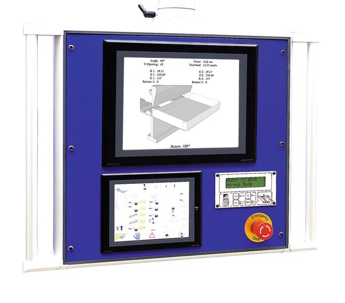 Die elektrische Abkantpresse Cone gibt es in 2000, 2500, 3000 und 4000 mm Biegelänge. Die fünf CNC-Achsen sind Biege- und Bombierungsachsen in einem; diese Technologie wird auch als Direktbiegen bezeichnet. (Bild: CoastOne)