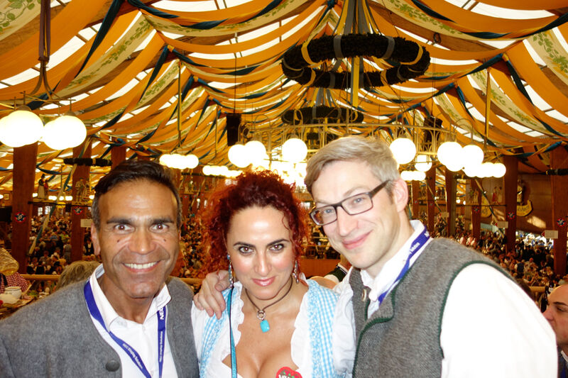 Besa, IT-BUSINESS, mit Ismayil Basusta und Joachim Fischer, NEC. (Bild: IT-BUSINESS)
