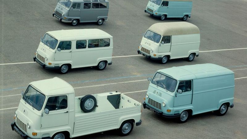 Seltener Dacia: Die Renault Estafette wird in 642 CKD-Sätzen an Dacia geliefert und bis 1978 als rumänischer Transporter vermarktet.  (Bild: Renault)