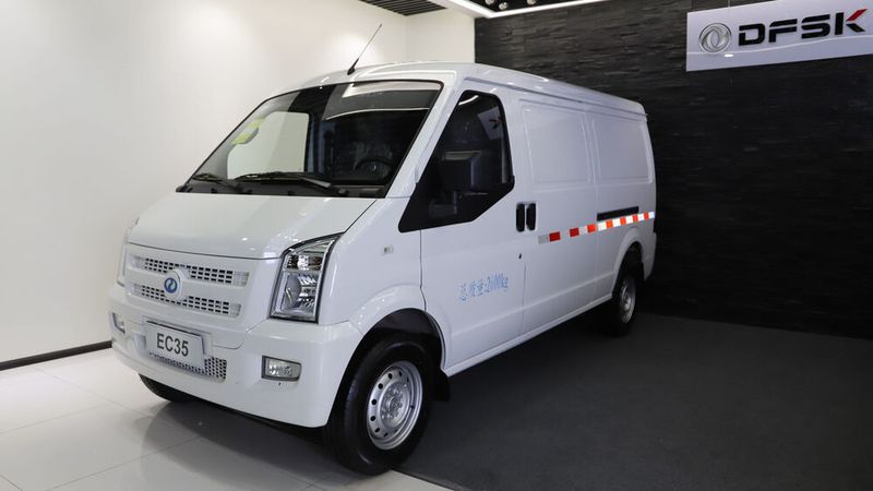 Mit dem DFSK EC35 hat Indimo zudem ab 2021 auch einen elektrisch angetriebenen Transporter im Angebot. (Indimo)