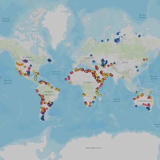 Der PtX-Atlas zeigt, wo es sinnvoll ist, aus dem mit erneuerbarem Strom erzeugten Wasserstoff in einer weiteren Wandlungsstufe grünes Ammoniak für den Export nach Europa zu erzeugen. Der PtX-Atlas zeigt, wo es sinnvoll ist, aus dem mit erneuerbarem Strom erzeugten Wasserstoff in einer weiteren Wandlungsstufe grünes Ammoniak für den Export nach Europa zu erzeugen.