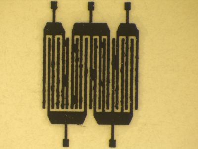Bild 9: Generativ gefertigt. DMS bzw. IDK für diverse Anwendungen als Umweltsensor (Bild: Fraunhofer IZM)