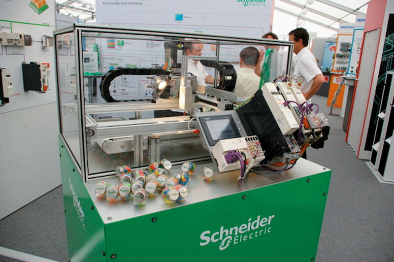 Edition SwissT.fair d'Yverdon en juin 2011, stand Schneider Electric. (Image: MSM)