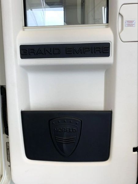 So sehen individuelle Lederteile für ein Luxus-Wohnmobil aus, die per Schaumverformung und 3D-Druck geformt wurden. (Bild: Formlabs)