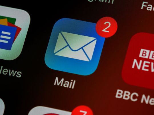 Eine aktuelle Studie ergab, dass ein Unternehmen mit 1.100 Mitarbeitern mit etwa 15 E-Mail-Sicherheitsvorfällen pro Monat konfrontiert wird. Eine aktuelle Studie ergab, dass ein Unternehmen mit 1.100 Mitarbeitern mit etwa 15 E-Mail-Sicherheitsvorfällen pro Monat konfrontiert wird.