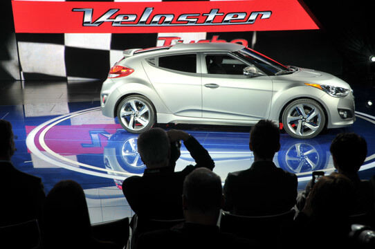 Hyundai stellt in Detroit die Turbo-Variante des Velosters vor. (NAIAS)