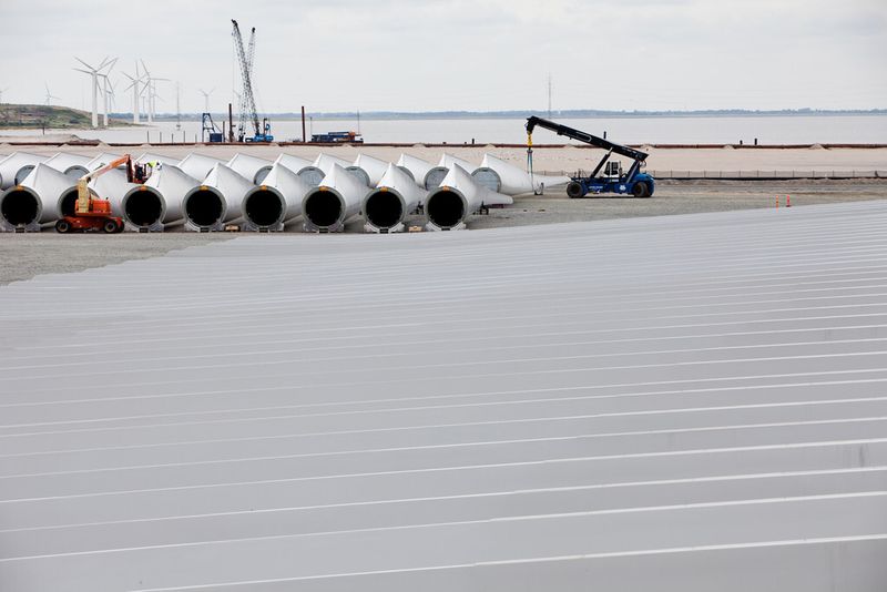 Rotorblätter vor dem Verladen. (Bild: Siemens)