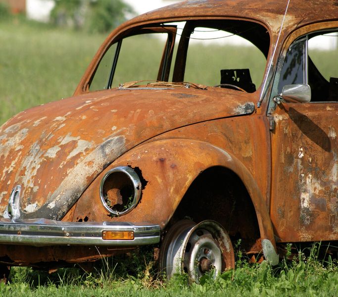 Abb.1: Rost kann zerstörerische Auswirkungen auf Liebgewonnenes haben – das dies aber längst nicht die einzige Eigenschaft von Rost ist, ? haben nun Rostocker Wissenschaftler entdeckt. (Bild: © cmuenze - Fotolia.com)