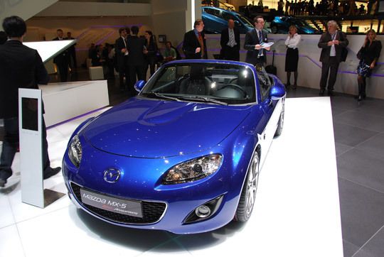 20 Jahre Mazda MX 5 in Europa – zu diesem Anlass erscheint das Jubiläumsmodell 20th Anniversary. (Archiv: Vogel Business Media)