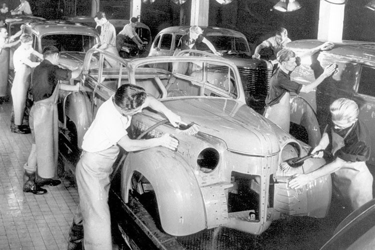 Bis Mitte der 1950er-Jahre machte der Olympia im Verkehrsalltag Tempo. (Foto: Opel)