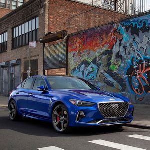 Der Genesis G70 soll gegen BMW 3er, Audi A4 und Mercedes C-Klasse bestehen.