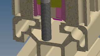 Maul Konstruktionen bietet jetzt einen besonderen Winkelverbinder für die senkrechte Profilmontage an. Ohne Profilbearbeitung, reicht einen Normschraube als Spannmittel für die sichere Verbindung aus. Währen der Montage sichert das System beide Profile gegen ein Verrutschen ab. (Bild: Maul)