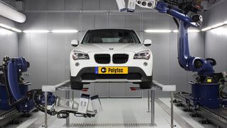 Der Kunde akzeptiert im Auto keine unangenehmen Geräusche und Schwingungen. Um sie schon in der Entwicklung auszuschalten, sind interferometrische Verfahren wie die Laser-Doppler-Vibrometrie prädestiniert. (Bild: Polytec)