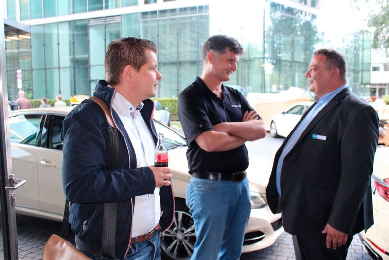 (l.) Sebastian Mehle und Andreas Wiest (Link Protect) mit Michael Scheffler (A10 Networks) (A10 Networks)