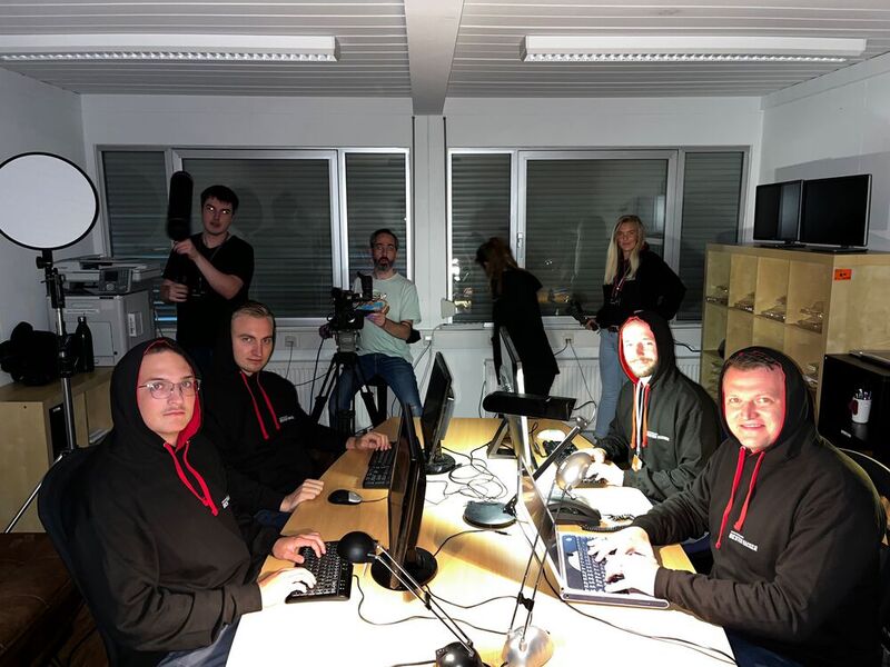 Das Team Red ist bereit für den Dreh. (Bild:Vogel IT-Medien GmbH)