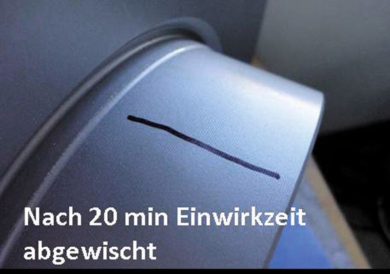 Abb. 9: Reiniger nach 30 Minuten Einwirkzeit abgewischt. (Bild: Nano-X)