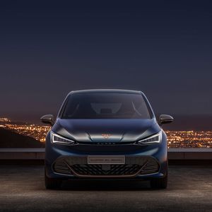 Der Born soll das erste rein elektrisch angetriebene Fahrzeug der Marke Cupra sein.(Bild:  Cupra)