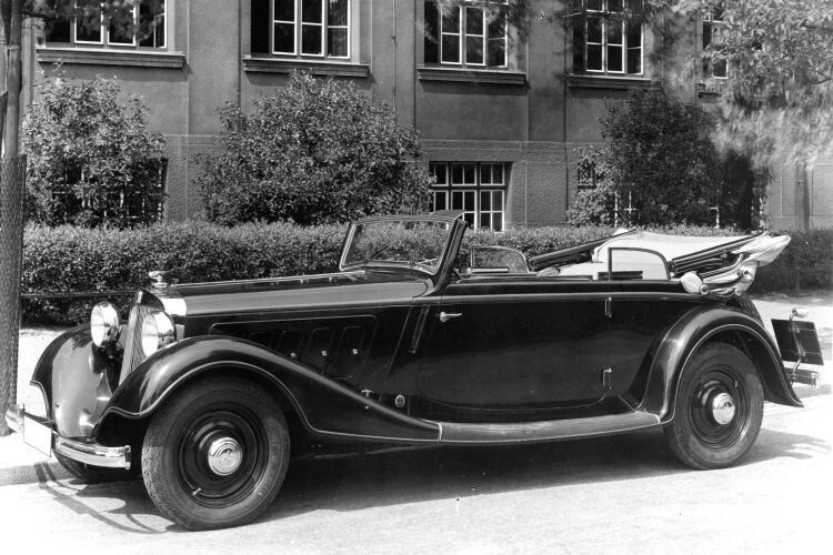 Vor 80 Jahren kam der erste Horch mit V8-Motor auf den Markt: der Horch 830, der fortan die Modellpalette nach unten abrunden sollte. (Foto: Audi)